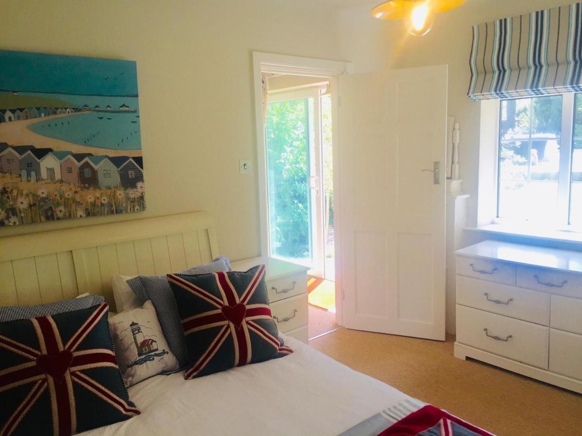 Chadham Pines Cottage Poole Exteriör bild
